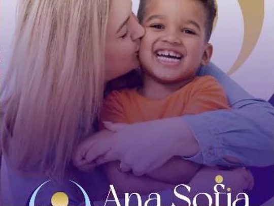 + social Ana Sofia branding